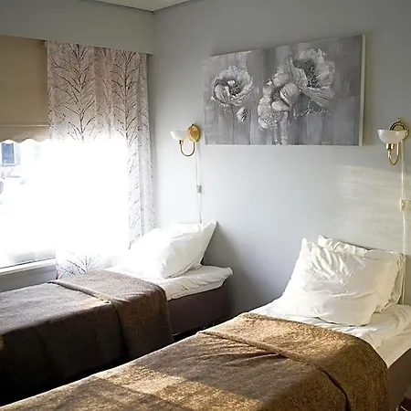 Lounatuuli Otel Ylivieska