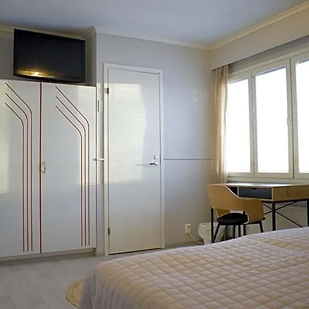 Lounatuuli Otel Ylivieska